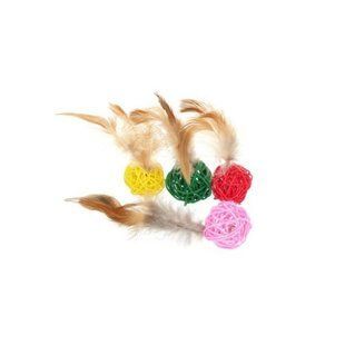 HIPPIE PET Набір іграшок для котів М'ячики з ротангу з пір'ям різнокольорові 4 см, 4 шт